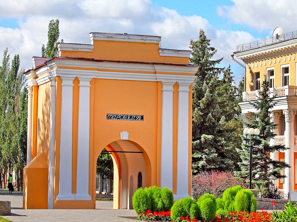 Тарские ворота являются одним из символов Омска
